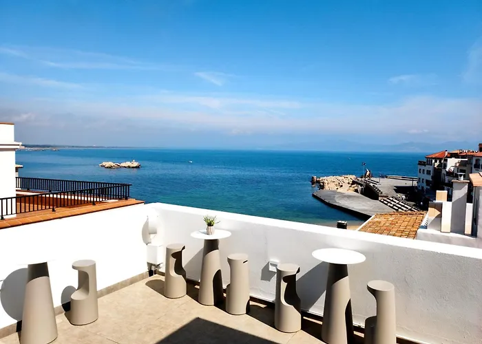 Taverna De La Sal Boutique